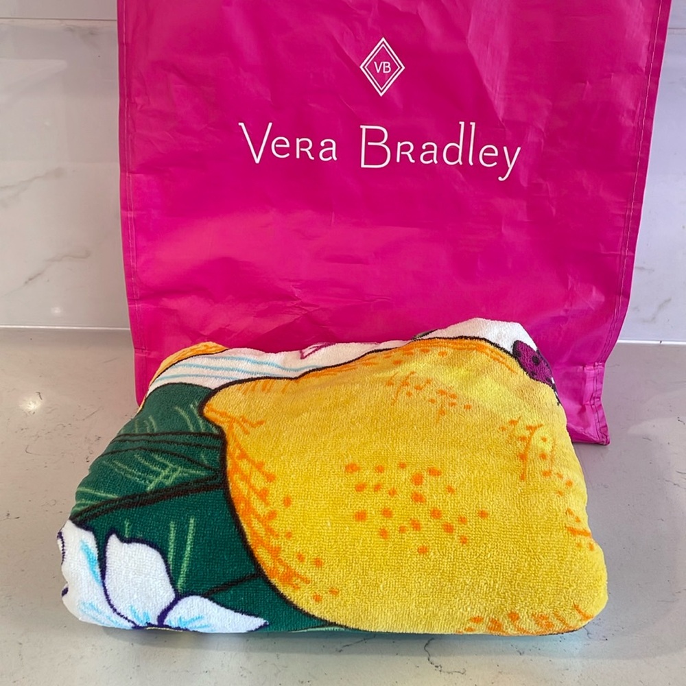 Vera Bradley (Lemon theme) beach towel!! Large size. 100% cotton